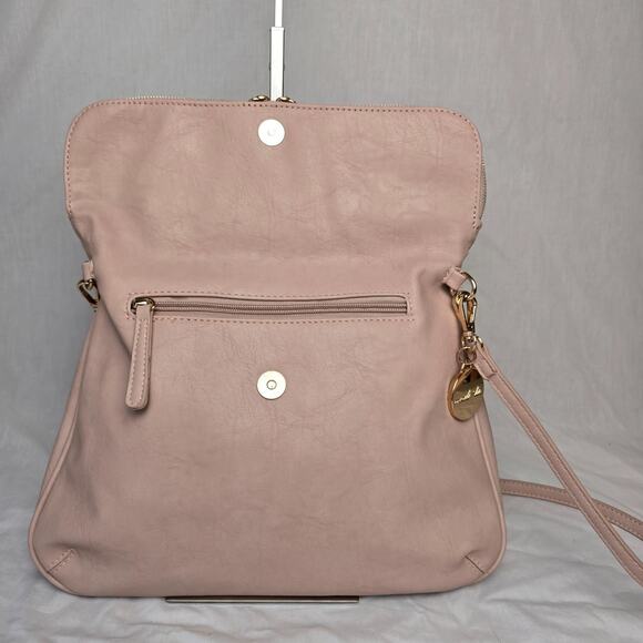 Mali + Lili Crossbody Bag Pink Faux Leather Magnetic Flap w/ Zipper Closure EUC - Picture 7 of 16